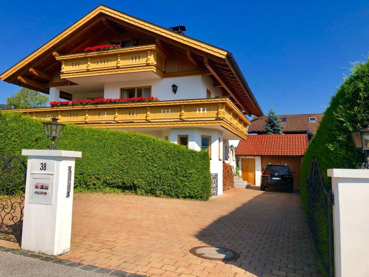 Ferienwohnung Mit Bergblick ウンターアンマーガウ エクステリア 写真